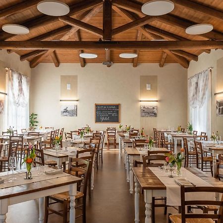 Bed and Breakfast Il Giardino Di Ghilot Cherasco Exterior foto