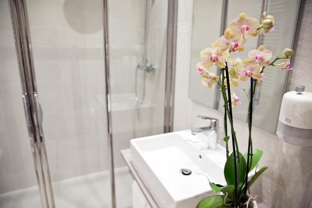 Bed and Breakfast Il Giardino Di Ghilot Cherasco Exterior foto